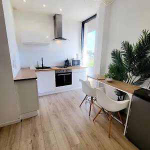  Appartement Superbe T2 Avec Parking